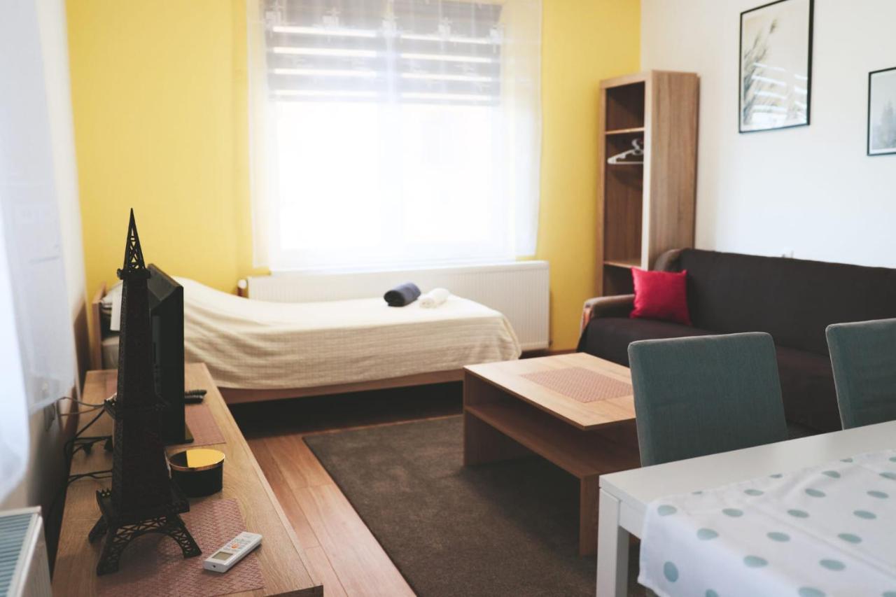 Viljevac, Apartment *